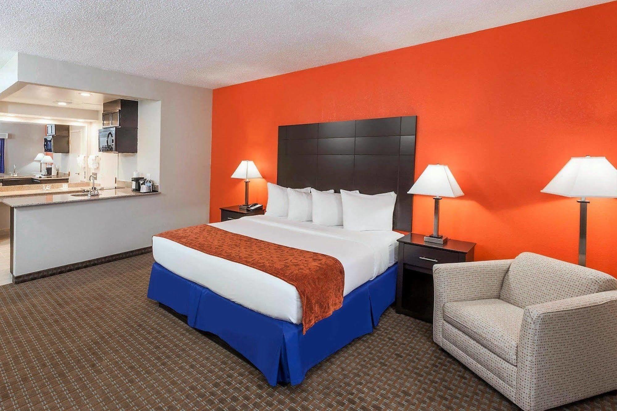 Comfort Inn & Suites Mundelein-Vernon Hills Exterior photo